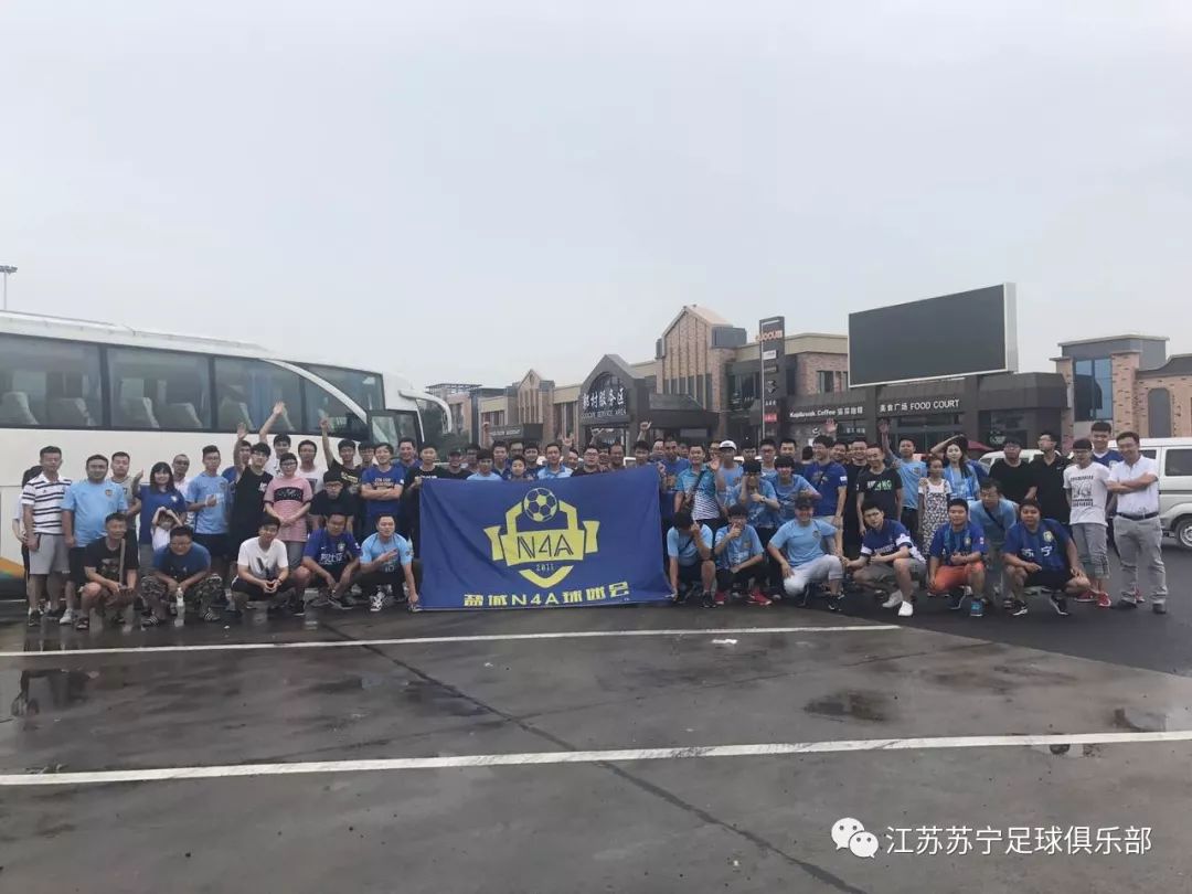 校园足球班级联赛比赛规程_句容市校园足球联赛规则_学校足球联赛