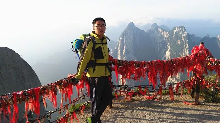 篮球对比足球的优缺点_篮球与足球对比_篮球足球历史对比分析报告